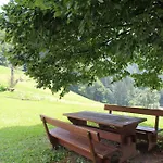 Domacija Za Robom * Cerkno