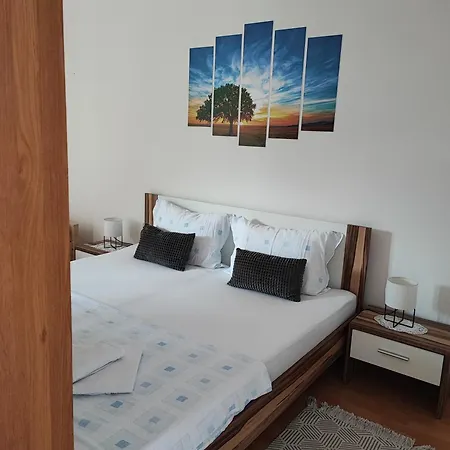 Domacija Za Robom * Cerkno