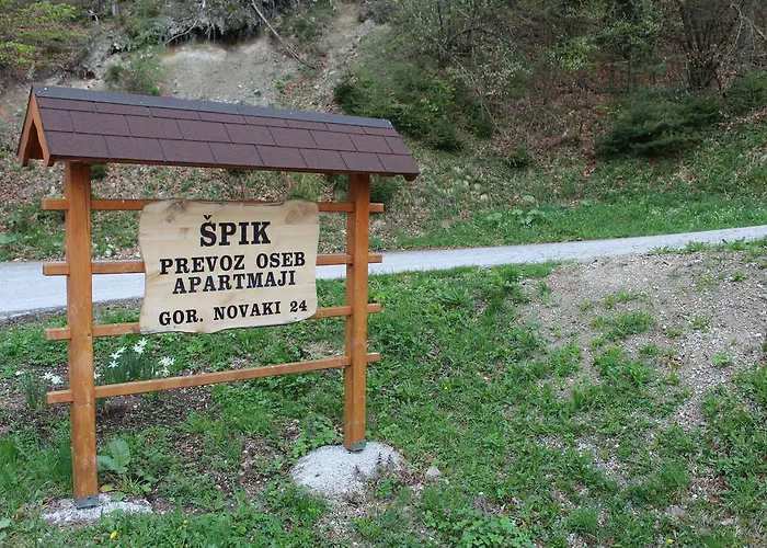 Appartement Domacija Za Robom Cerkno